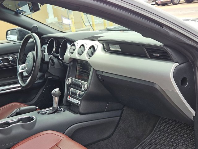 Used 2015 Ford Mustang GT Premium image 19