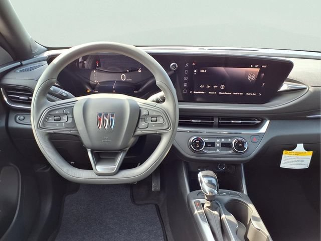 New 2026 Buick Envista Preferred FWD image 4