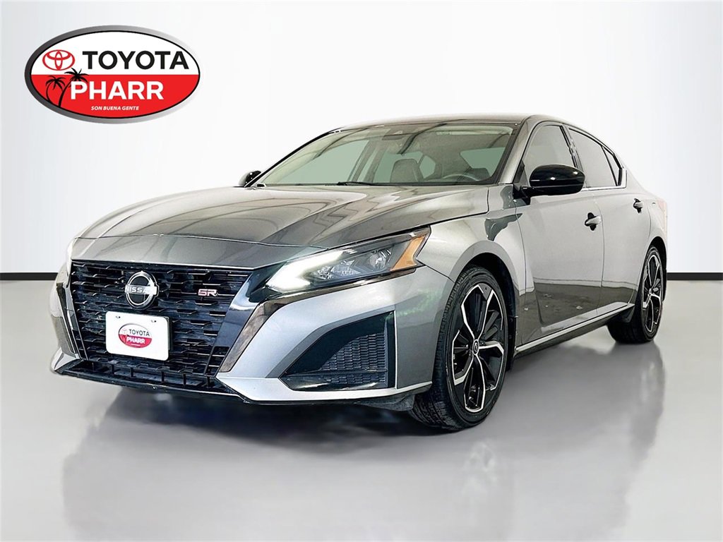 Used 2023 Nissan Altima 2.5 SR