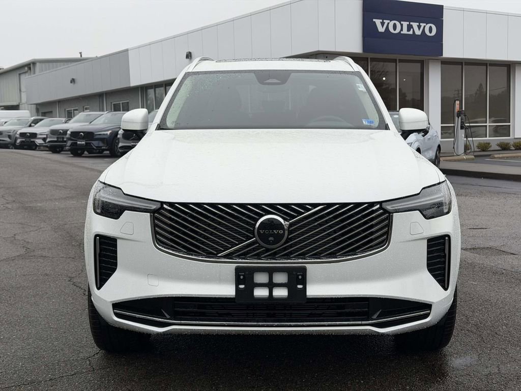 New 2026 Volvo XC90 B6 Plus w/ Protection Package Premier AWD/4WD image 23