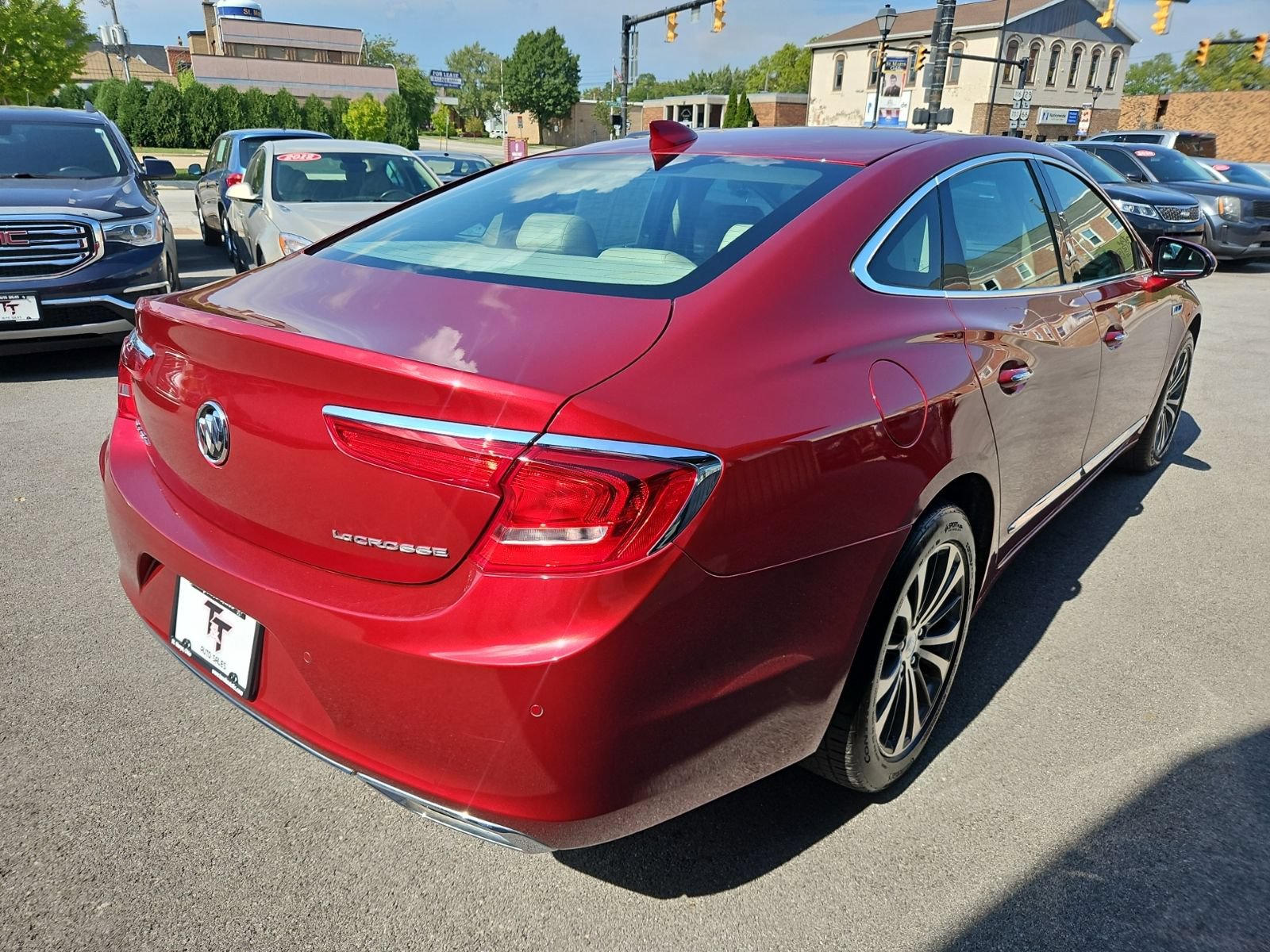 Used 2018 Buick LaCrosse Essence FWD image 6