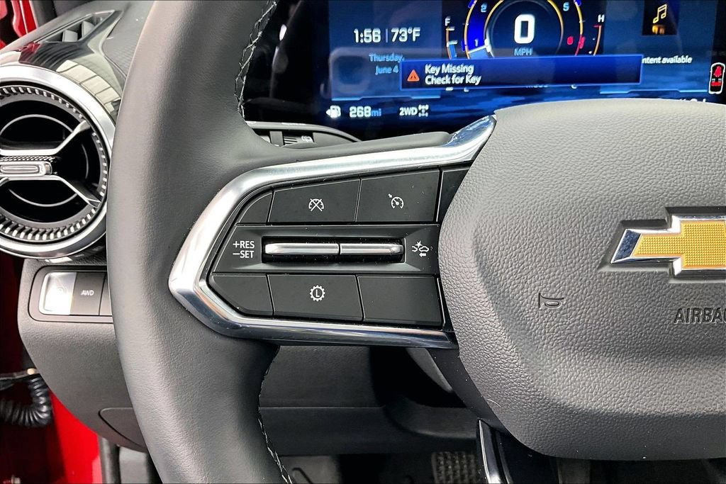Used 2026 Chevrolet Equinox LT AWD/4WD image 18