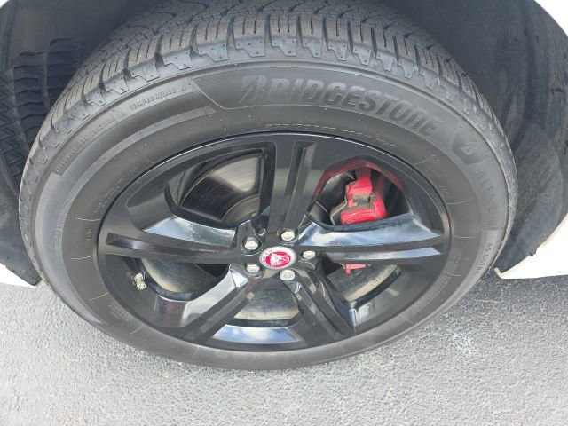 Used 2017 Jaguar F-PACE S image 15