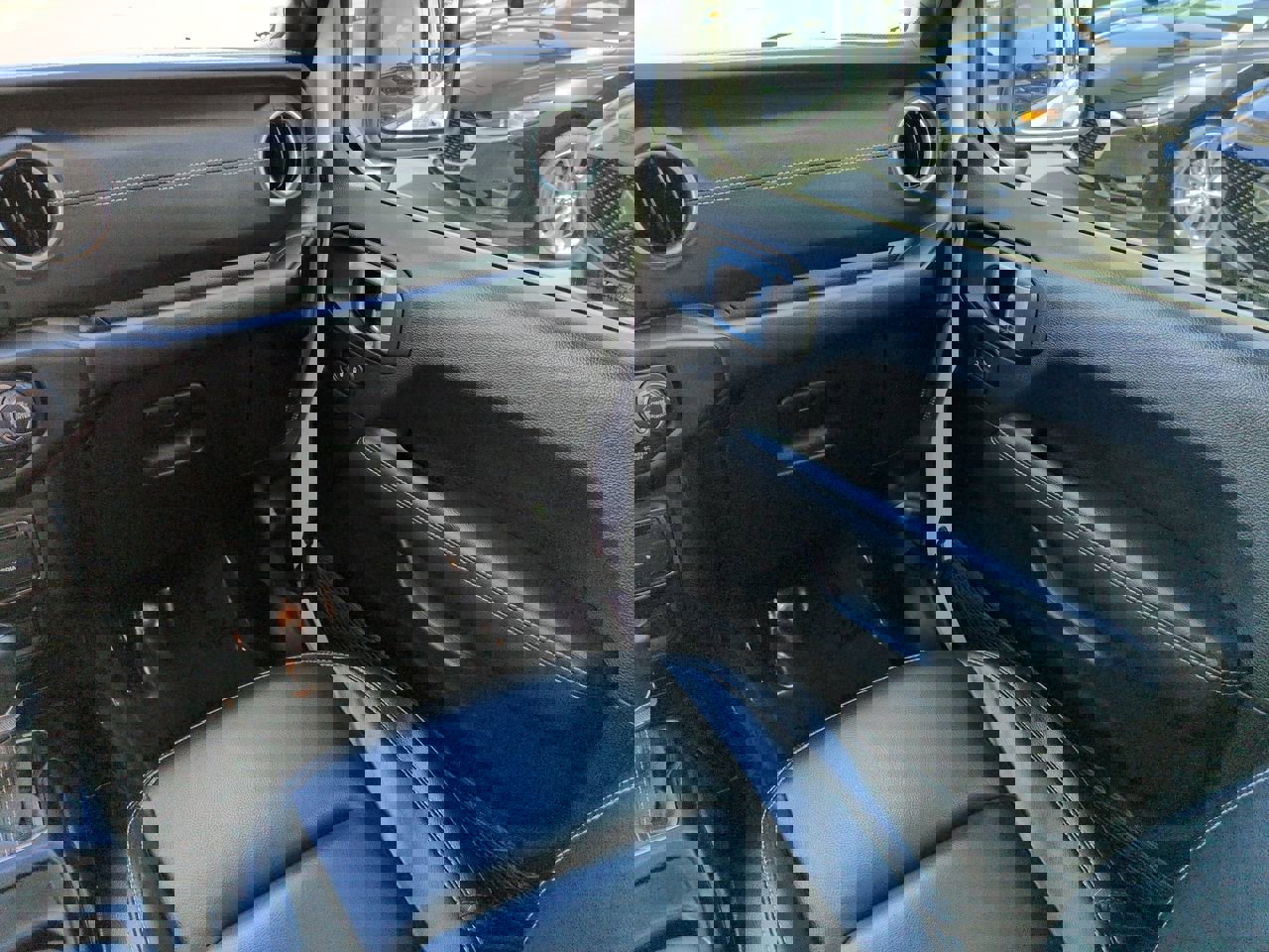 Used 2022 Jeep Wrangler Unlimited Sahara image 17