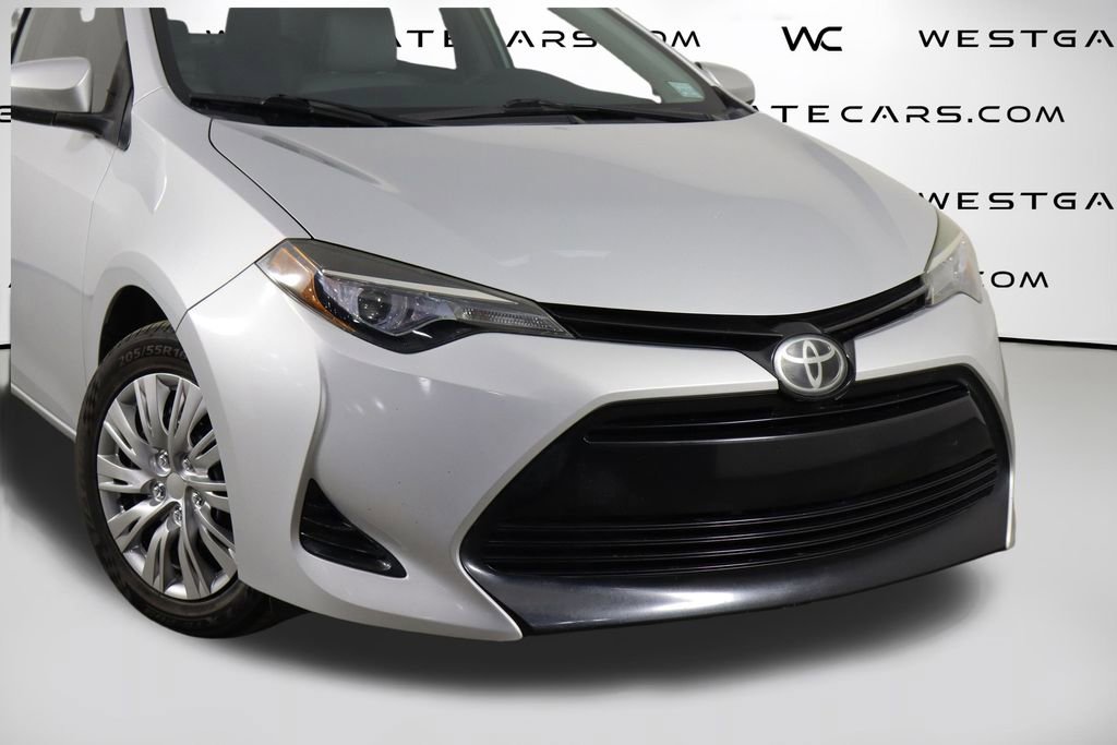 Used 2017 Toyota Corolla LE FWD image 45