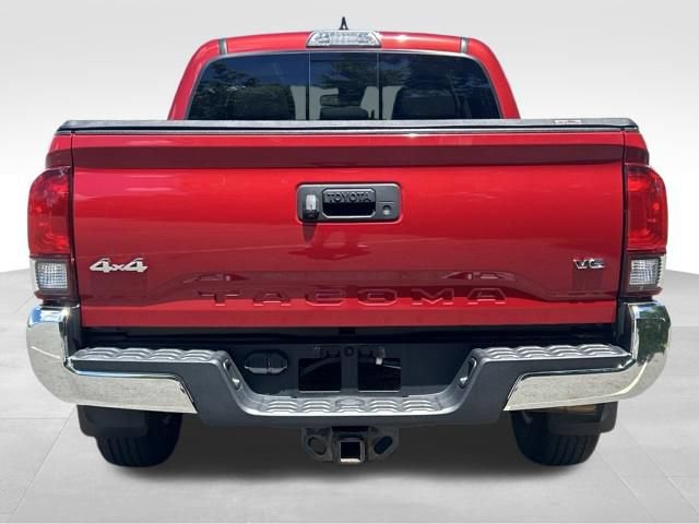 Used 2019 Toyota Tacoma SR5 AWD/4WD image 4