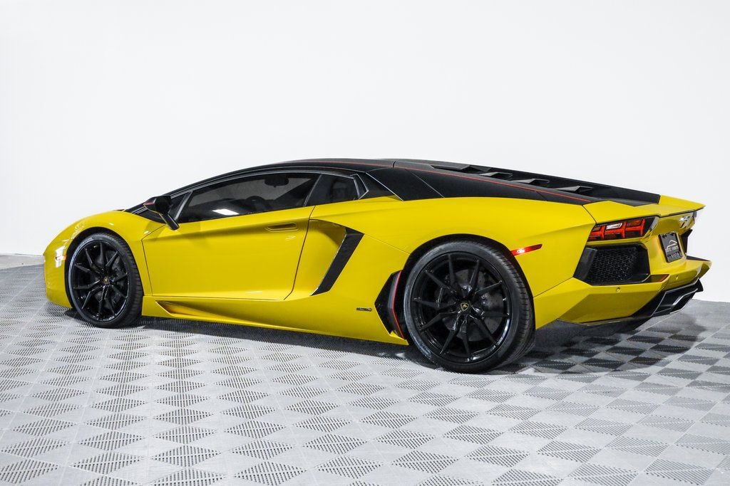 Used 2016 Lamborghini Aventador LP 700-4 AWD/4WD image 20