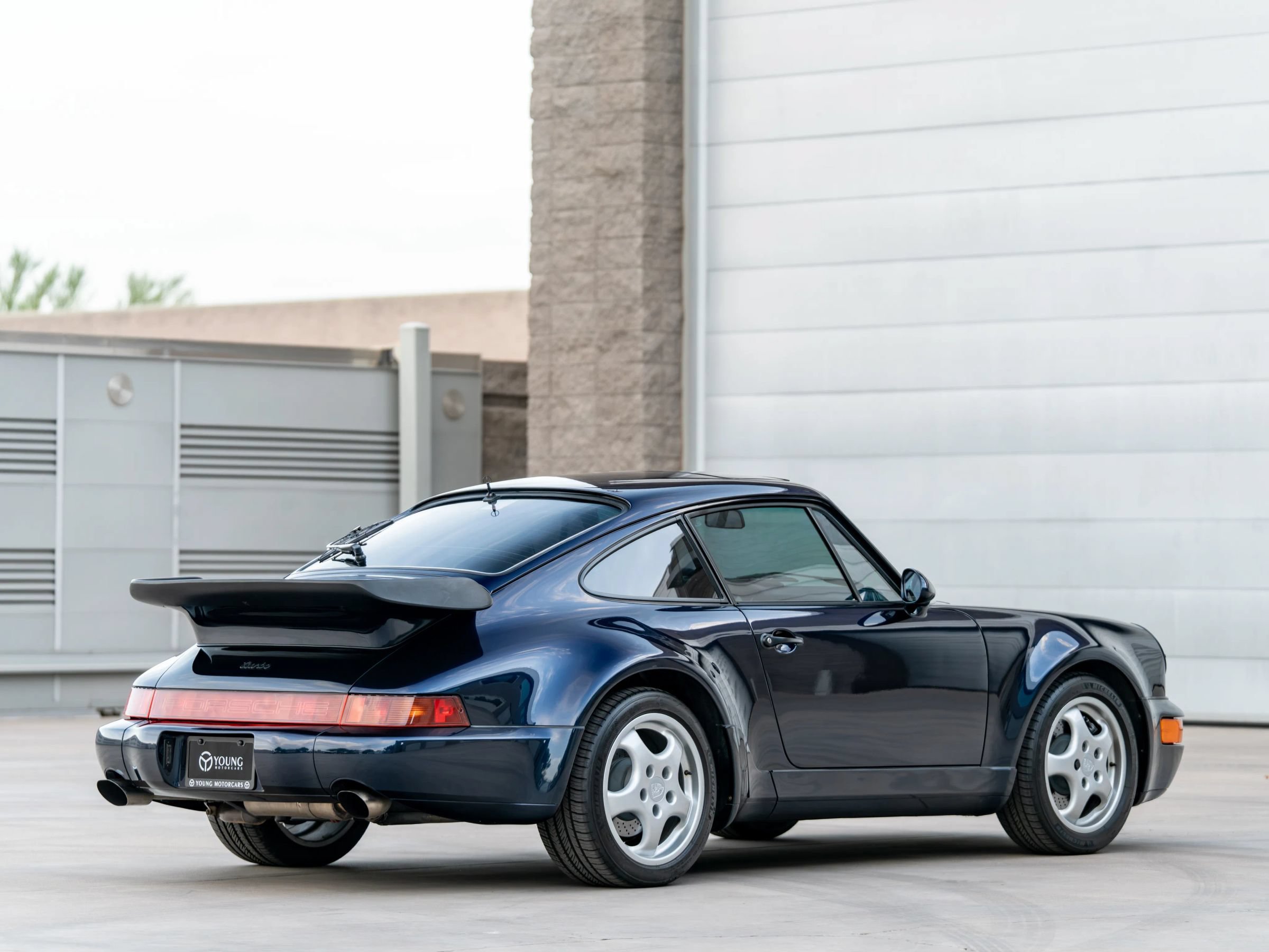 Used 1992 Porsche 911 Turbo RWD image 8
