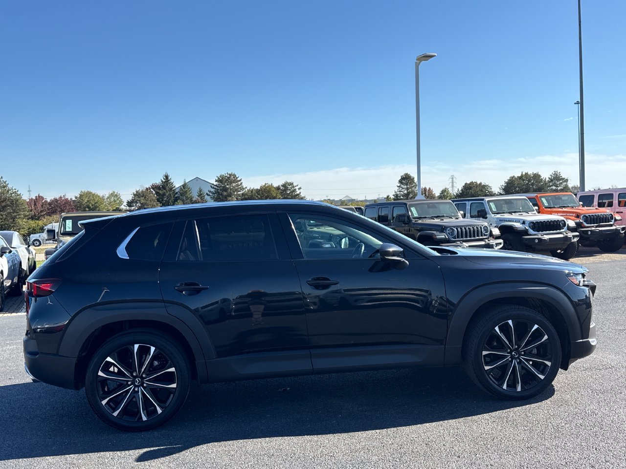 Used 2024 MAZDA CX-50 AWD 2.5 Turbo w/ Premium Pkg image 2