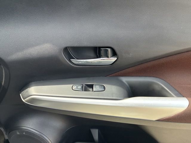 Used 2020 Nissan Kicks SR w/ Exterior Package FWD image 14