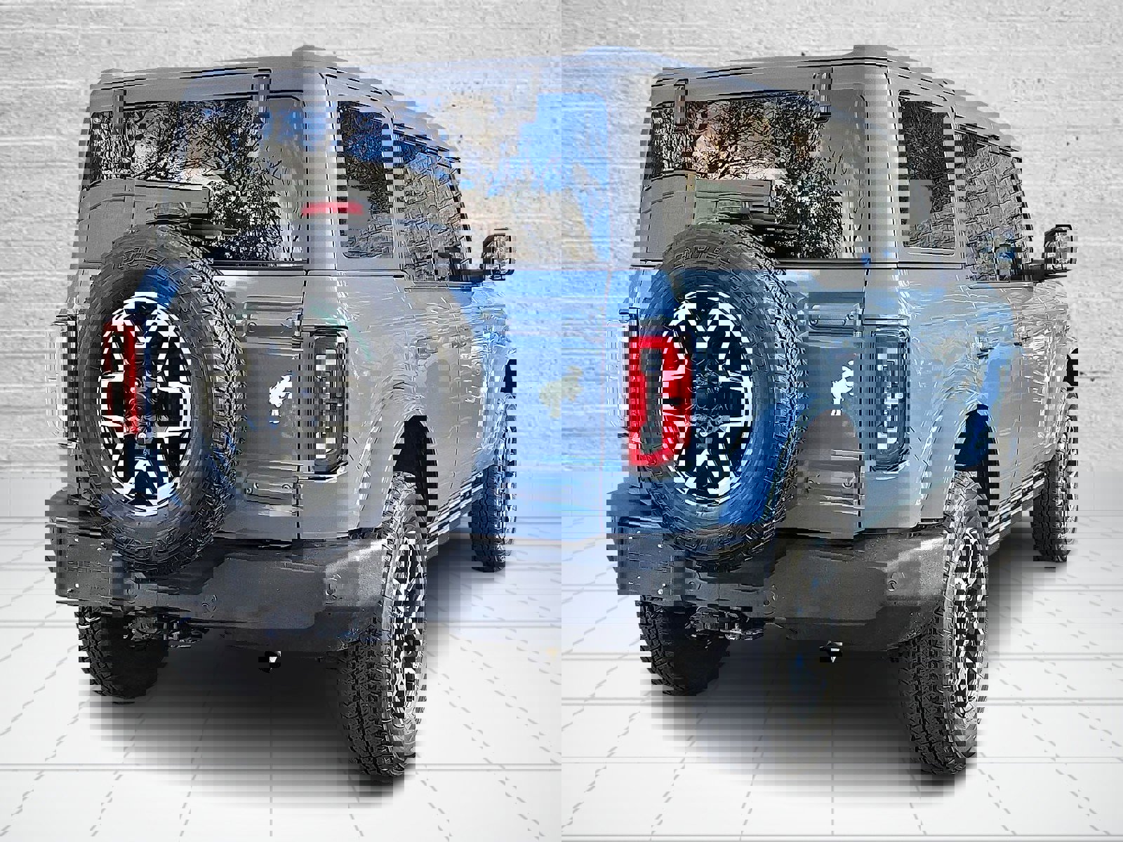 Used 2023 Ford Bronco Outer Banks image 6