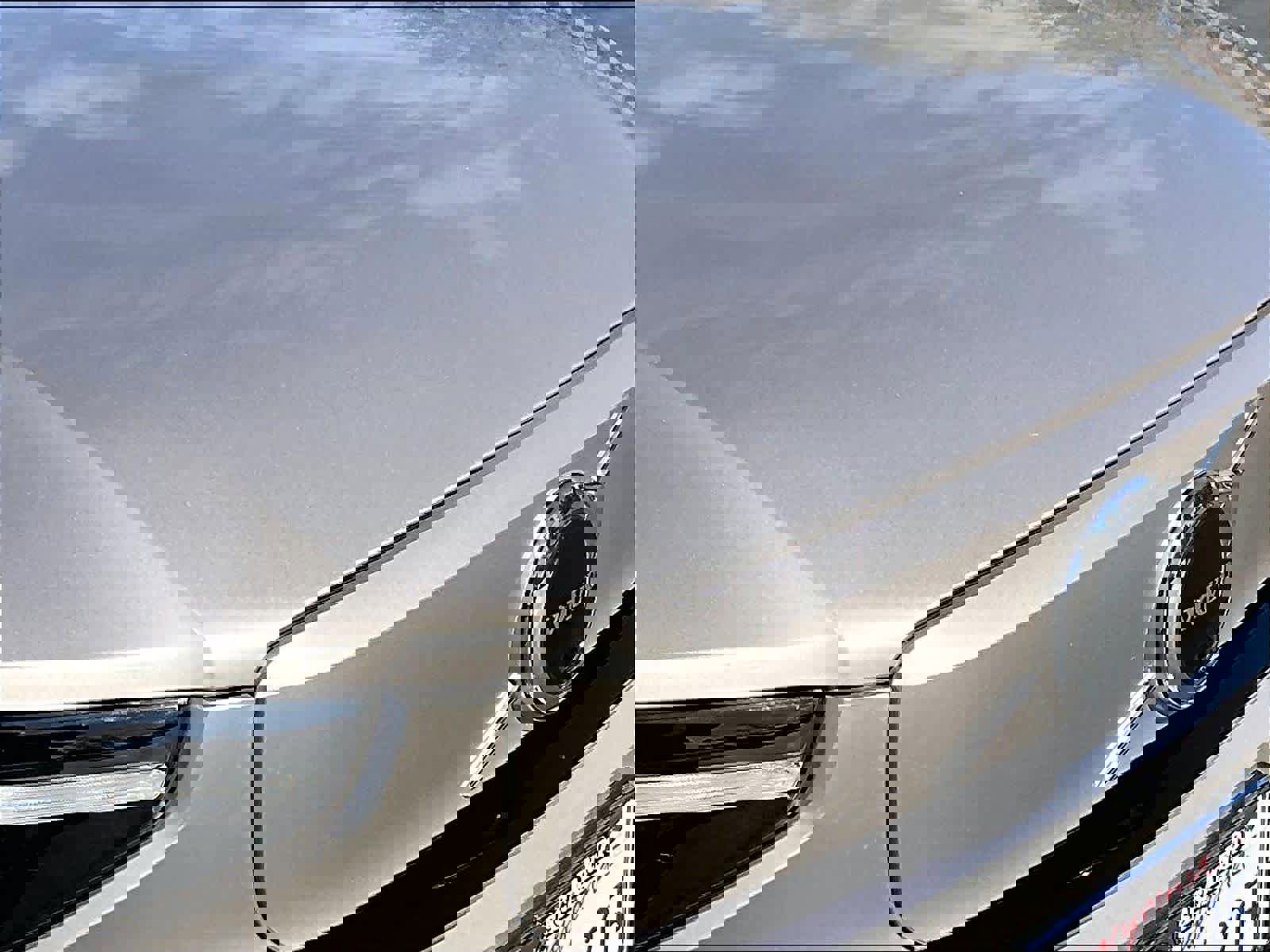 Used 2023 Volvo XC40 Recharge Plus w/ Protection Package Premier image 33