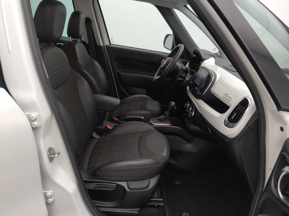 Used 2019 FIAT 500L Pop w/ Popular Equipment Group FWD image 21