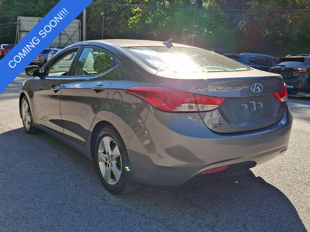 Used 2013 Hyundai Elantra GLS w/ Preferred Pkg FWD image 7