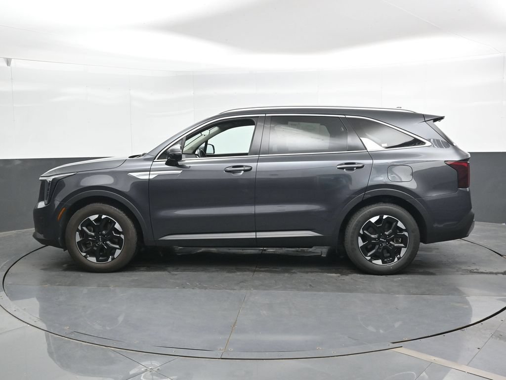 Used 2024 Kia Sorento S FWD image 8