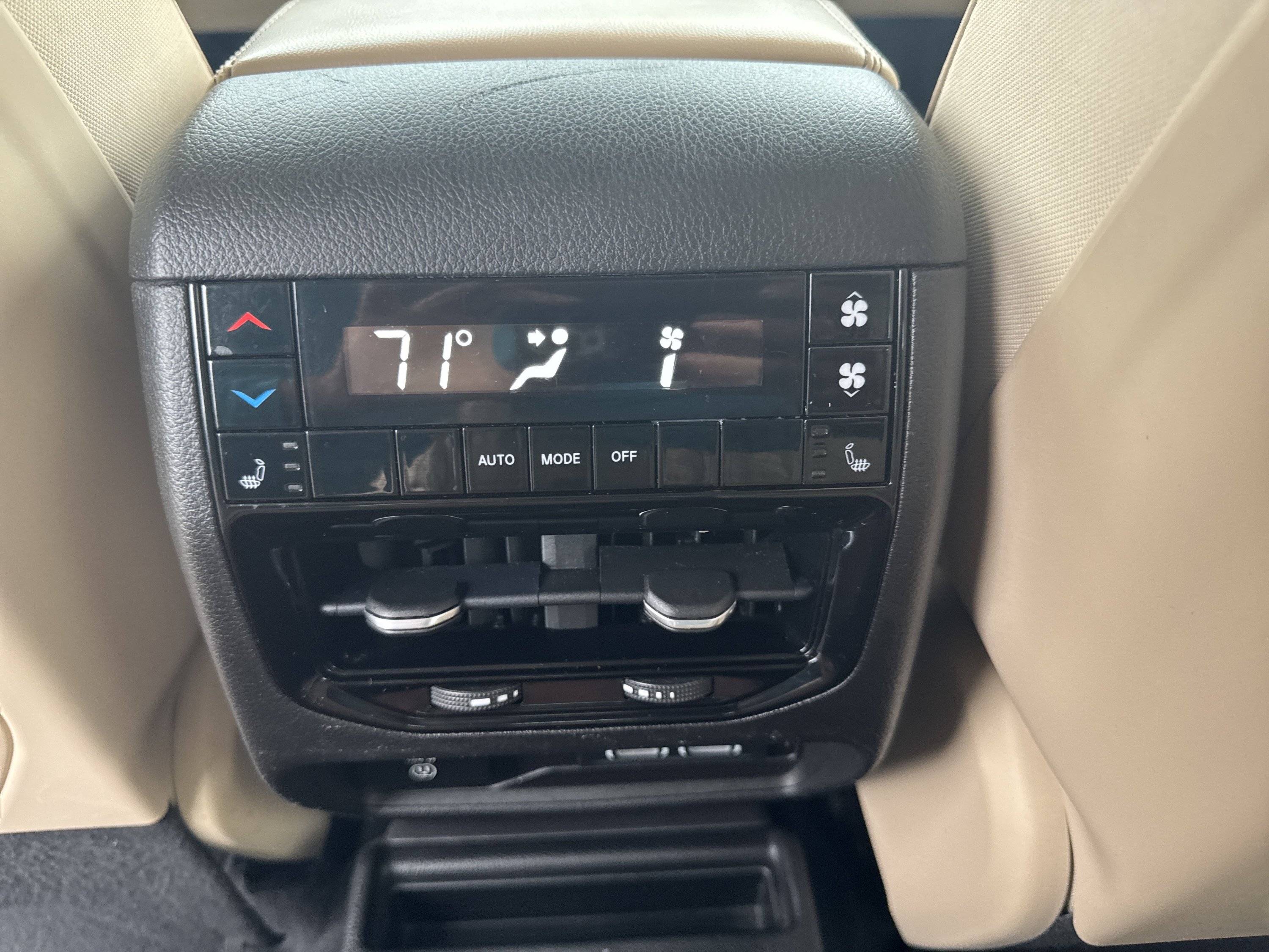 Used 2021 Jeep Grand Cherokee L Limited AWD/4WD image 20