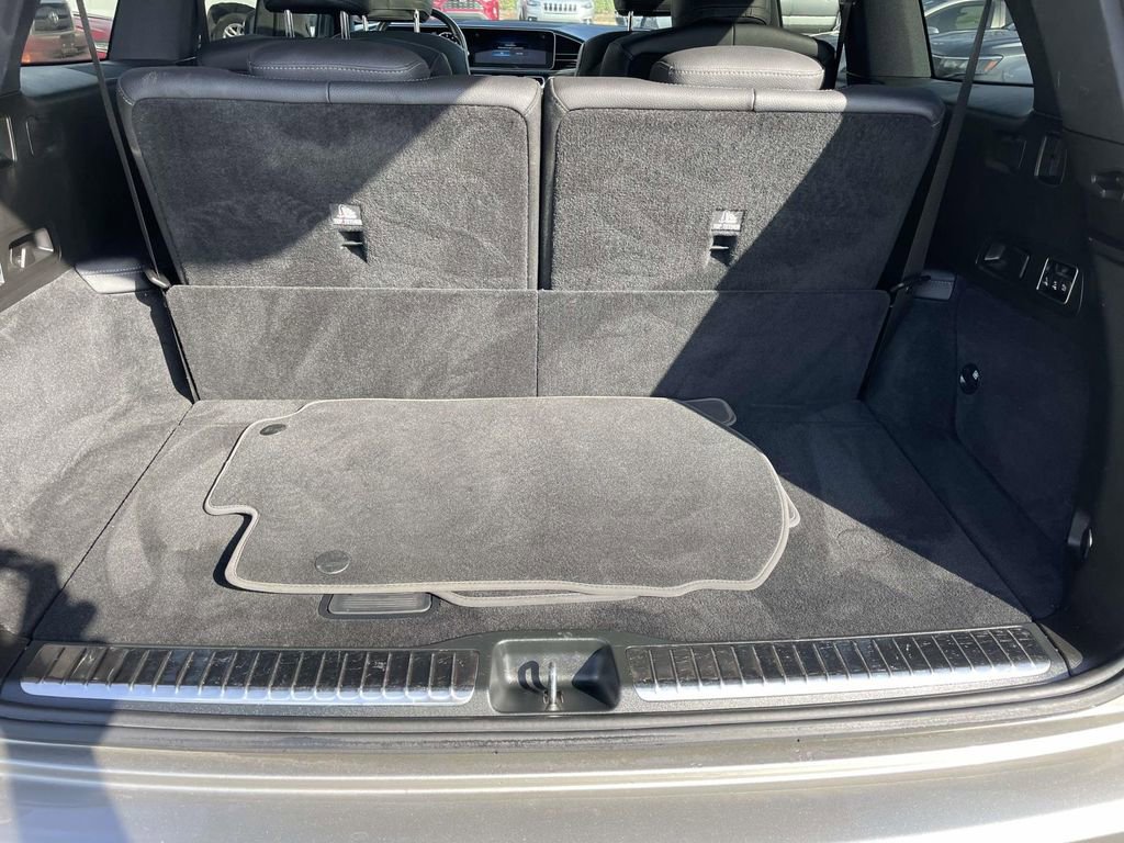 Used 2021 Mercedes-Benz GLS 450 4MATIC image 52