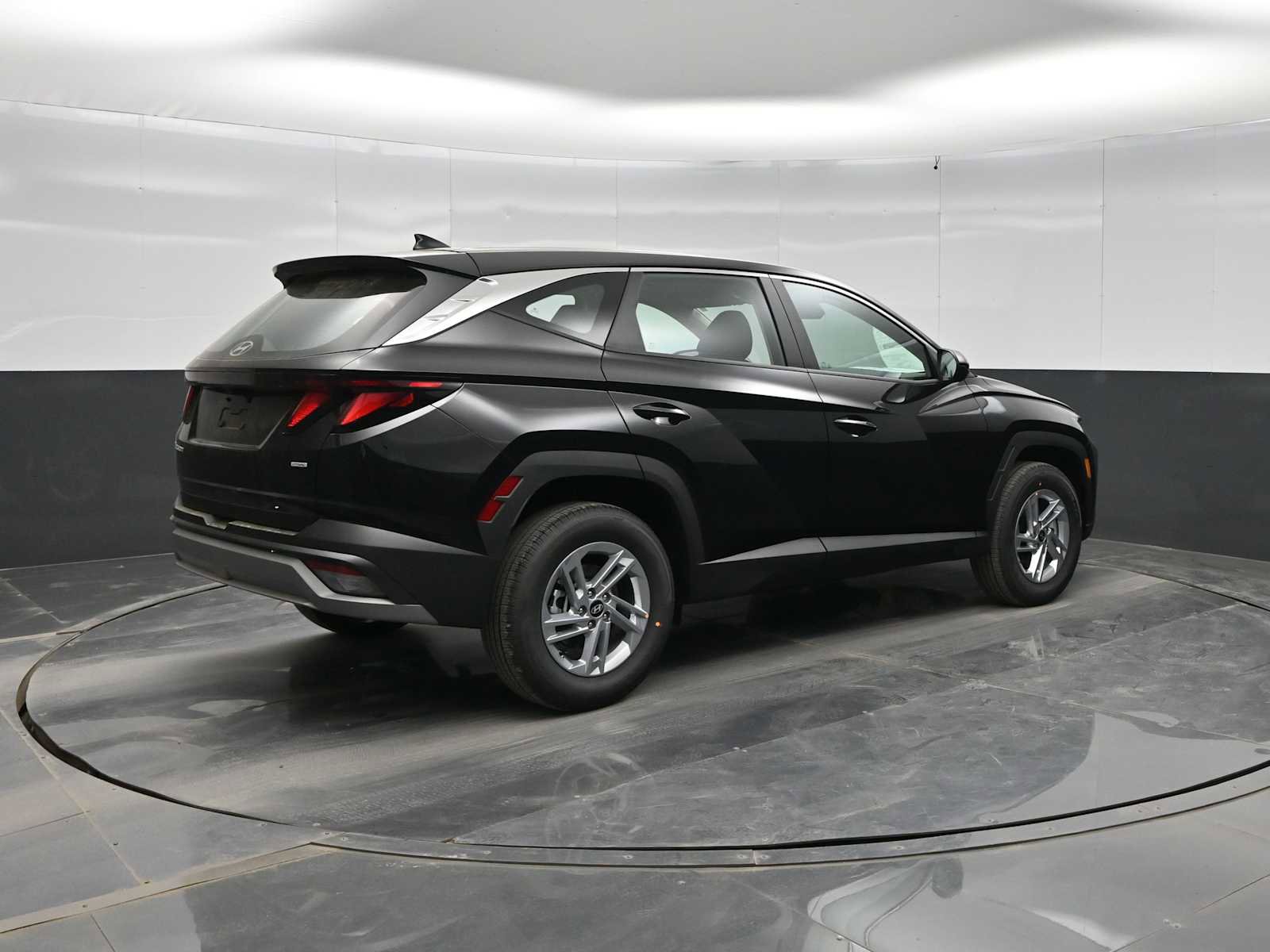 New 2026 Hyundai Venue SEL FWD image 7