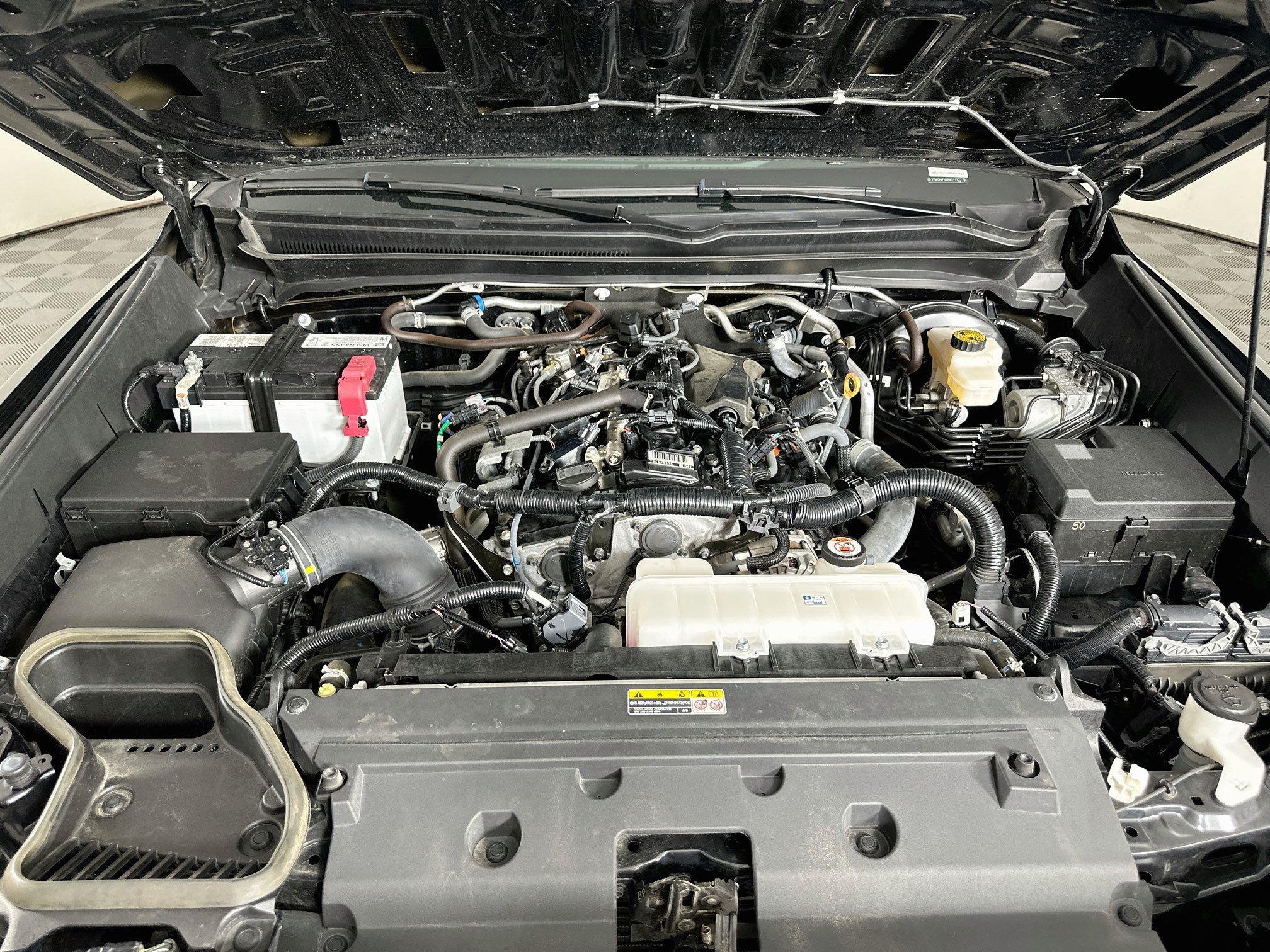 Used 2024 Toyota Tacoma SR5 RWD image 32