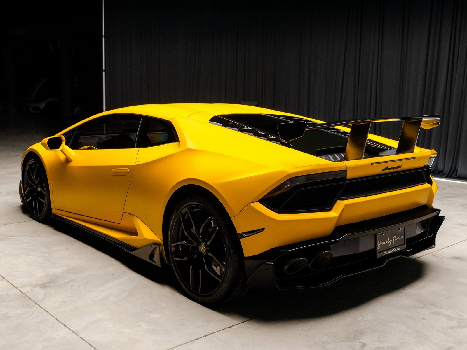 Used 2016 Lamborghini Huracan LP 580-2 image 43