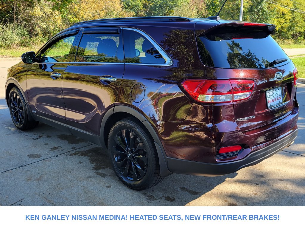 Used 2019 Kia Sorento S AWD/4WD image 5