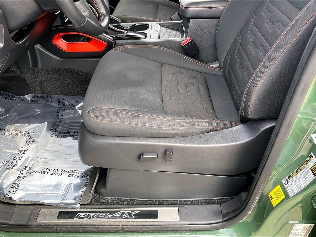 Used 2023 Nissan Frontier PRO-4X w/ Pro Convenience Package AWD/4WD image 34