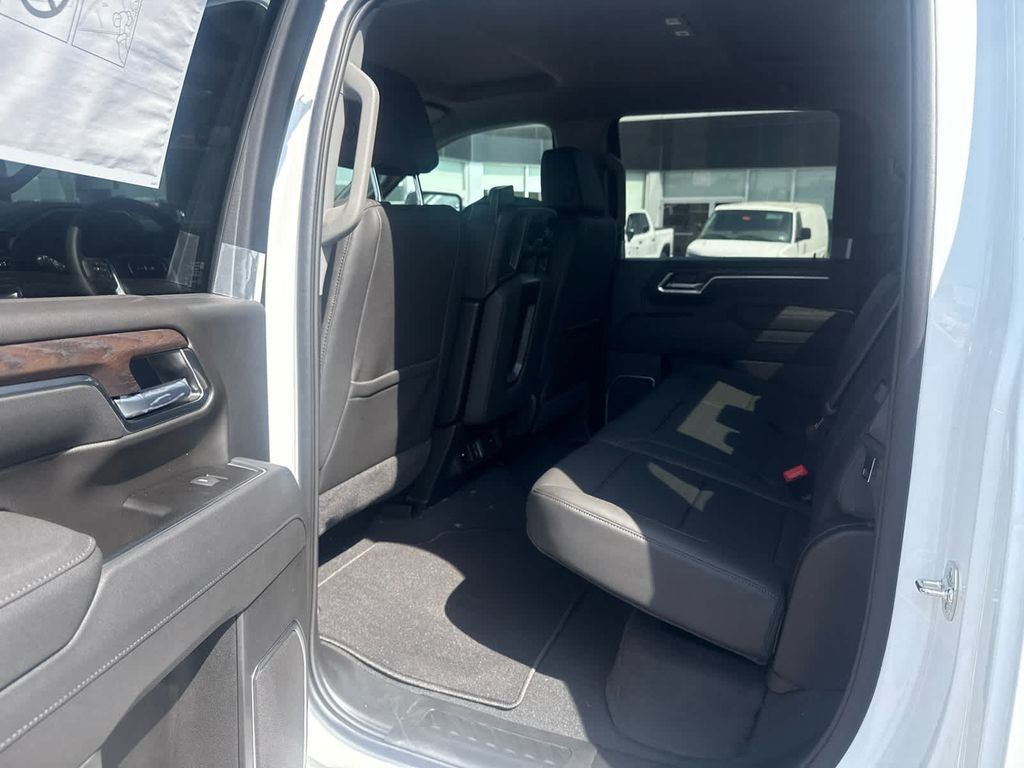 New 2026 GMC Sierra 2500 SLT AWD/4WD image 24