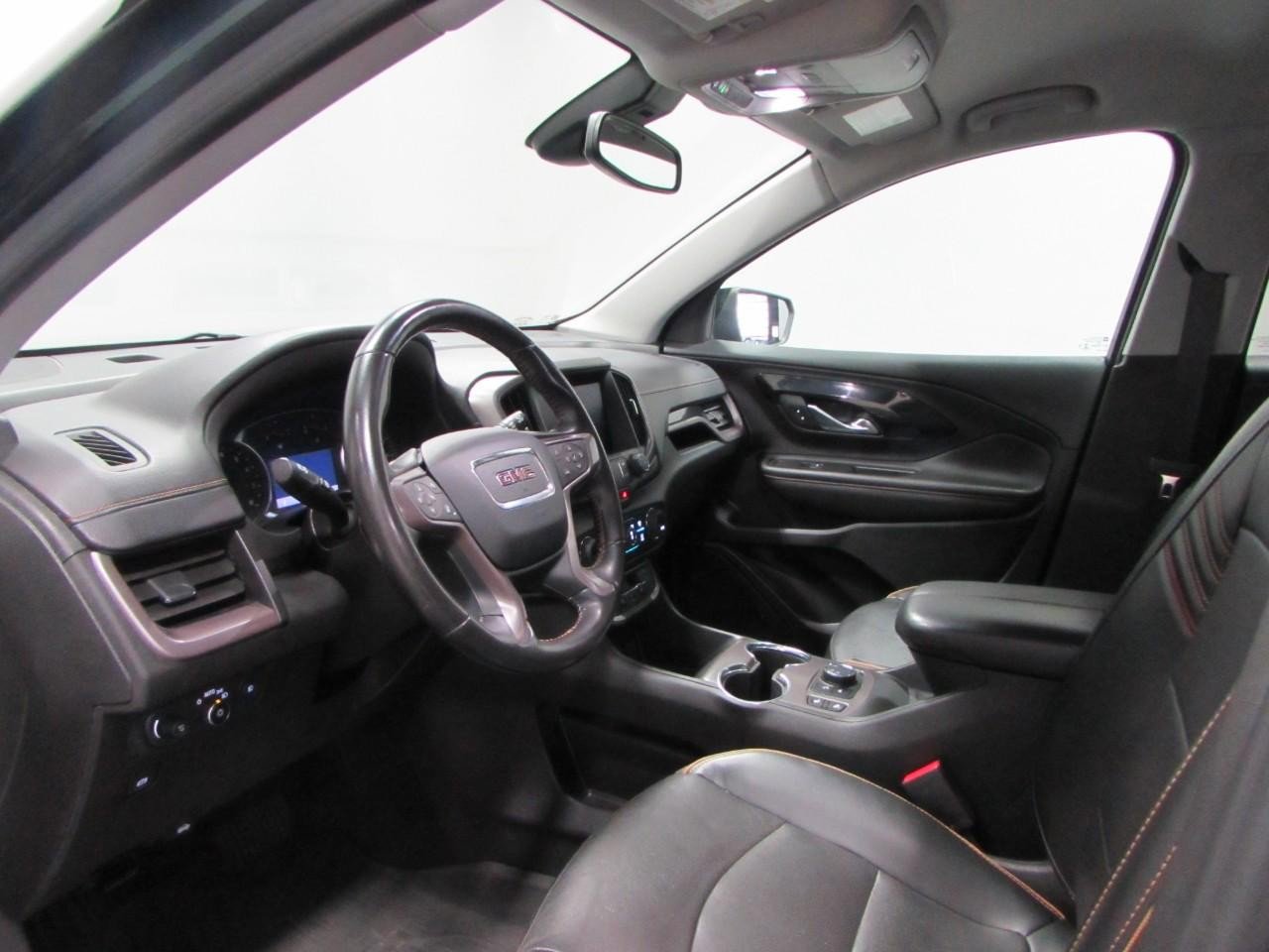 Used 2022 GMC Terrain AT4 image 13
