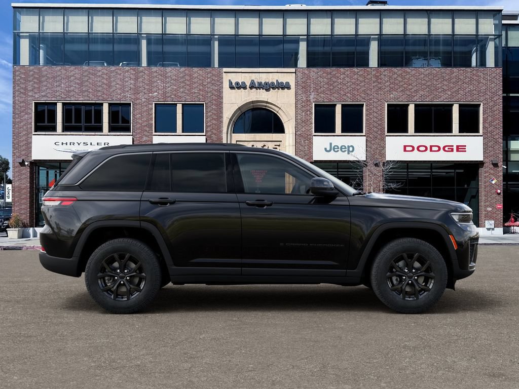 New 2026 Jeep Grand Cherokee Altitude AWD/4WD image 21