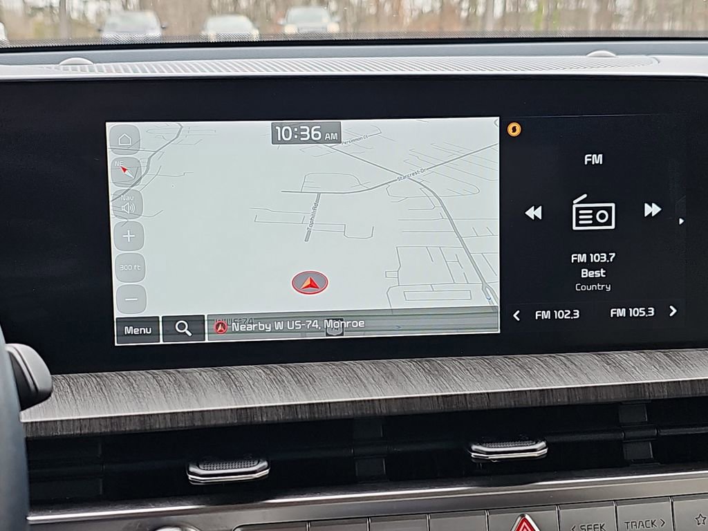 Used 2024 Kia Telluride EX w/ EX Captain's Chair Package image 29