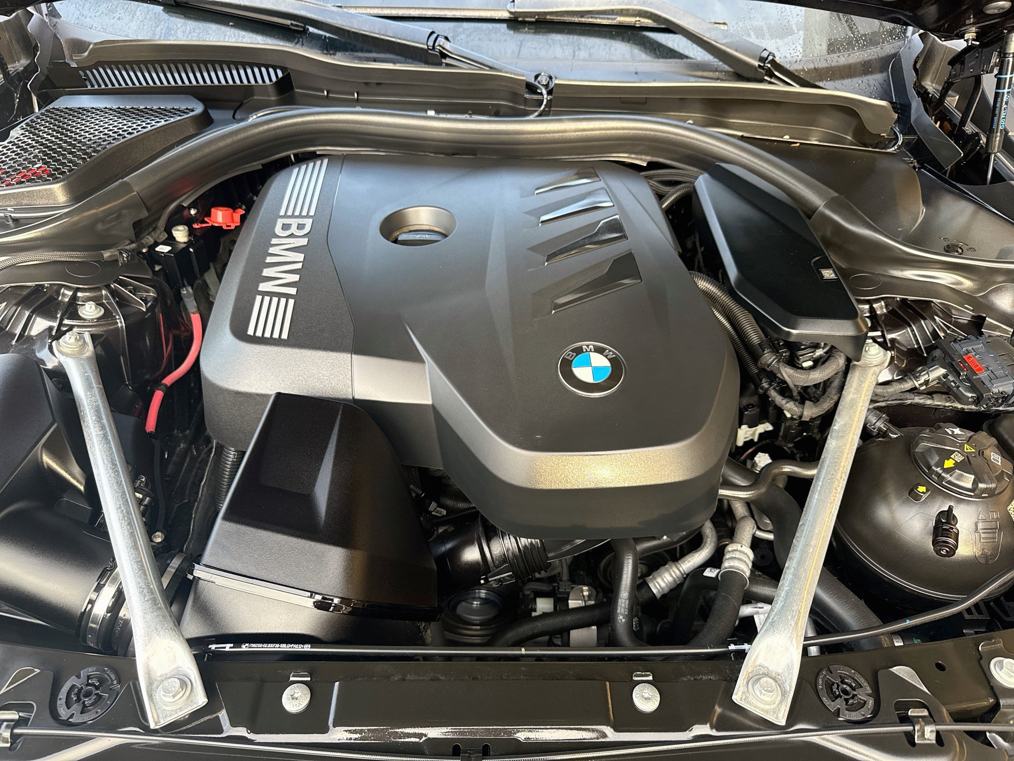 Used 2024 BMW 530i w/ M Sport Package RWD image 34