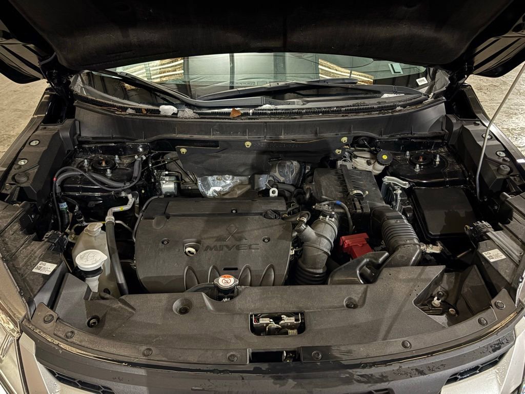 Used 2025 Mitsubishi Outlander Sport ES image 13