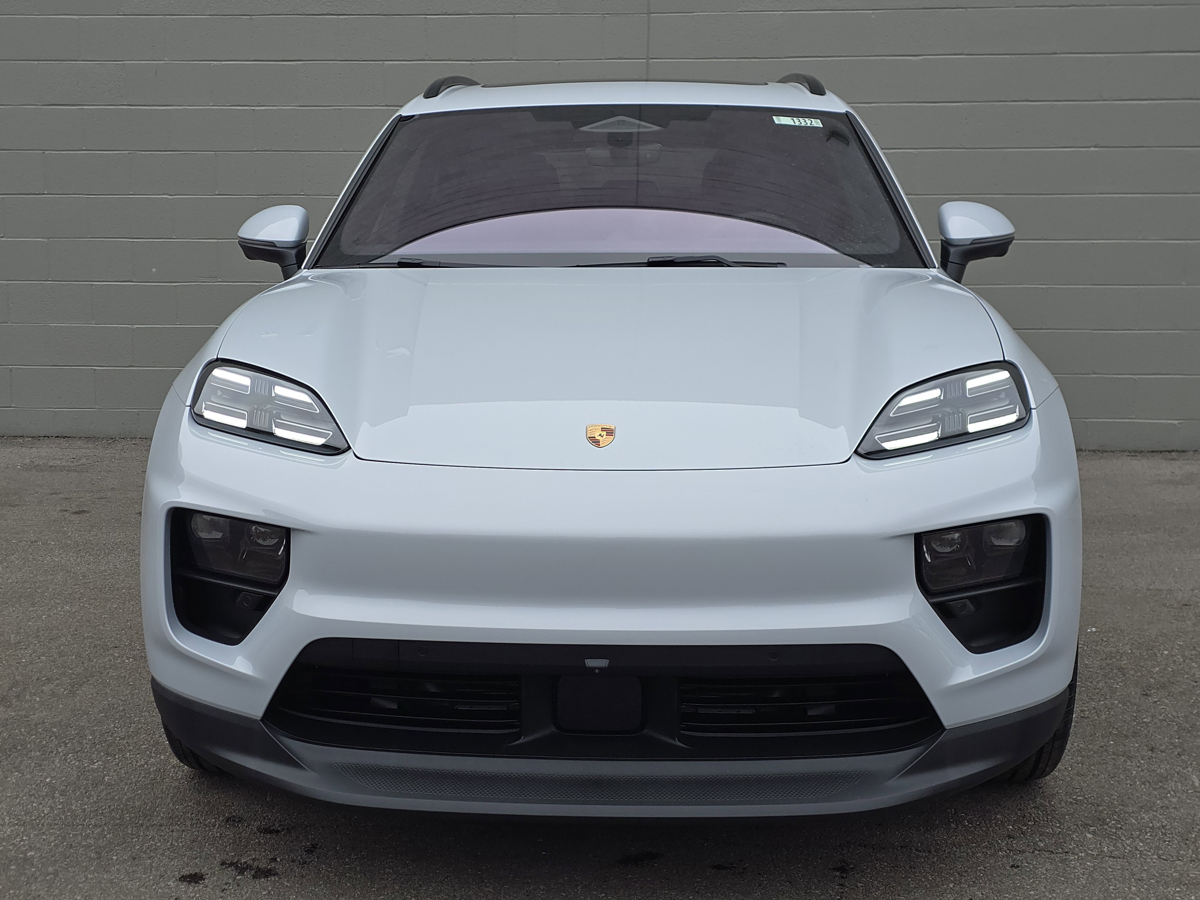 New 2026 Porsche Macan 4 Electric image 6