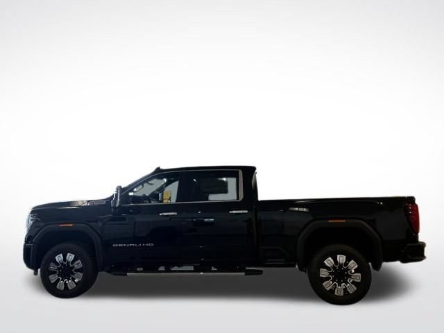 New 2026 GMC Sierra 2500 Denali w/ Denali Reserve Package AWD/4WD image 16