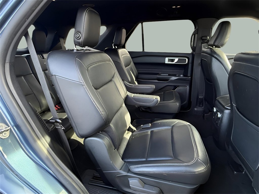 Certified 2020 Ford Explorer XLT w/ Equipment Group 202A image 23