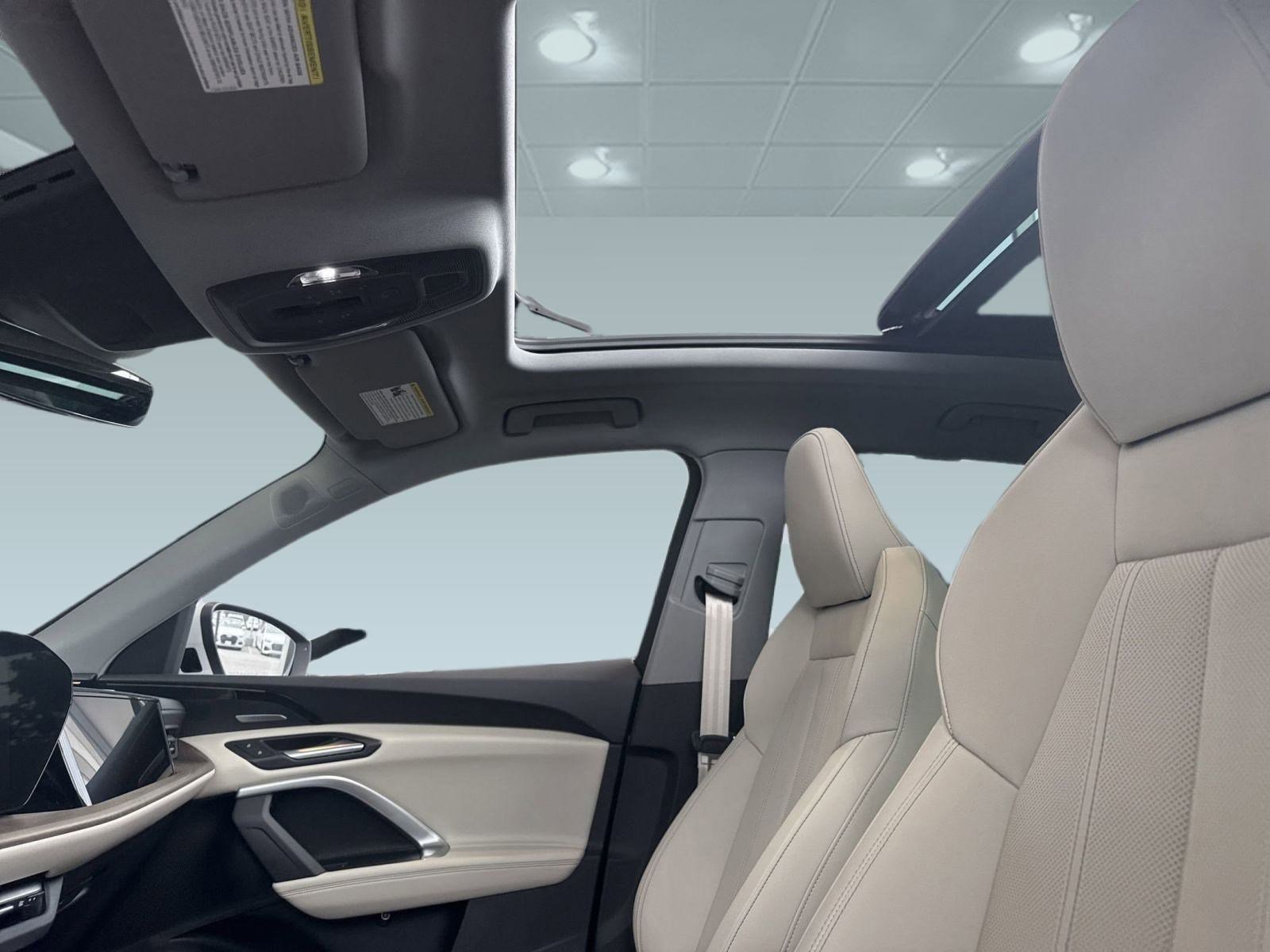 Certified 2025 Audi Q5 Prestige image 14