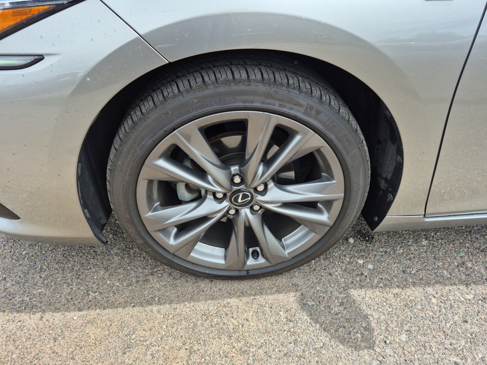 Used 2020 Lexus ES 350 F Sport w/ Accessory Package 2 FWD image 26