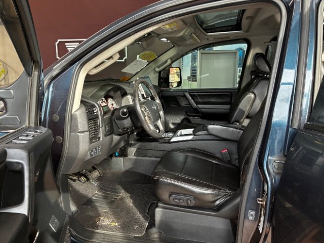 Used 2014 Nissan Titan PRO-4X w/ Pro-4x Luxury Package image 17