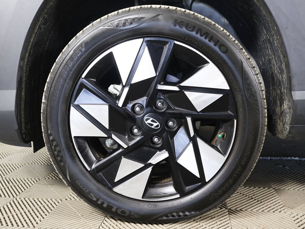 Used 2024 Hyundai Kona SEL AWD/4WD image 16