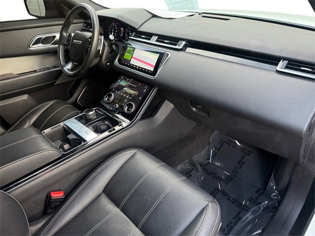 Used 2019 Land Rover Range Rover Velar R-Dynamic SE image 24