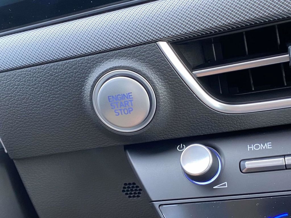 New 2026 Hyundai Sonata SEL FWD image 21