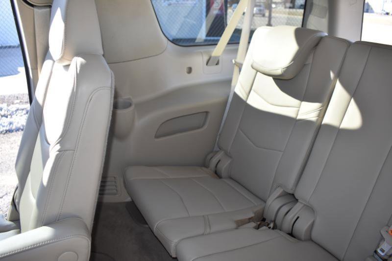 Used 2019 Cadillac Escalade ESV Luxury image 42