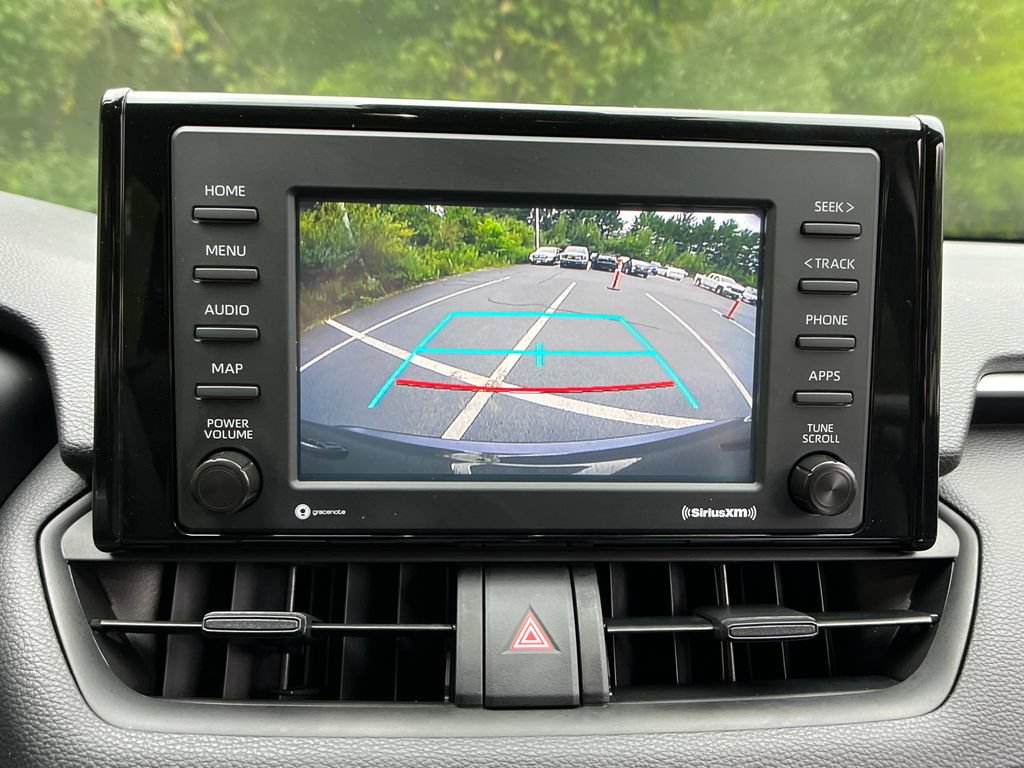 Used 2022 Toyota RAV4 XLE w/ Convenience Package AWD/4WD image 18