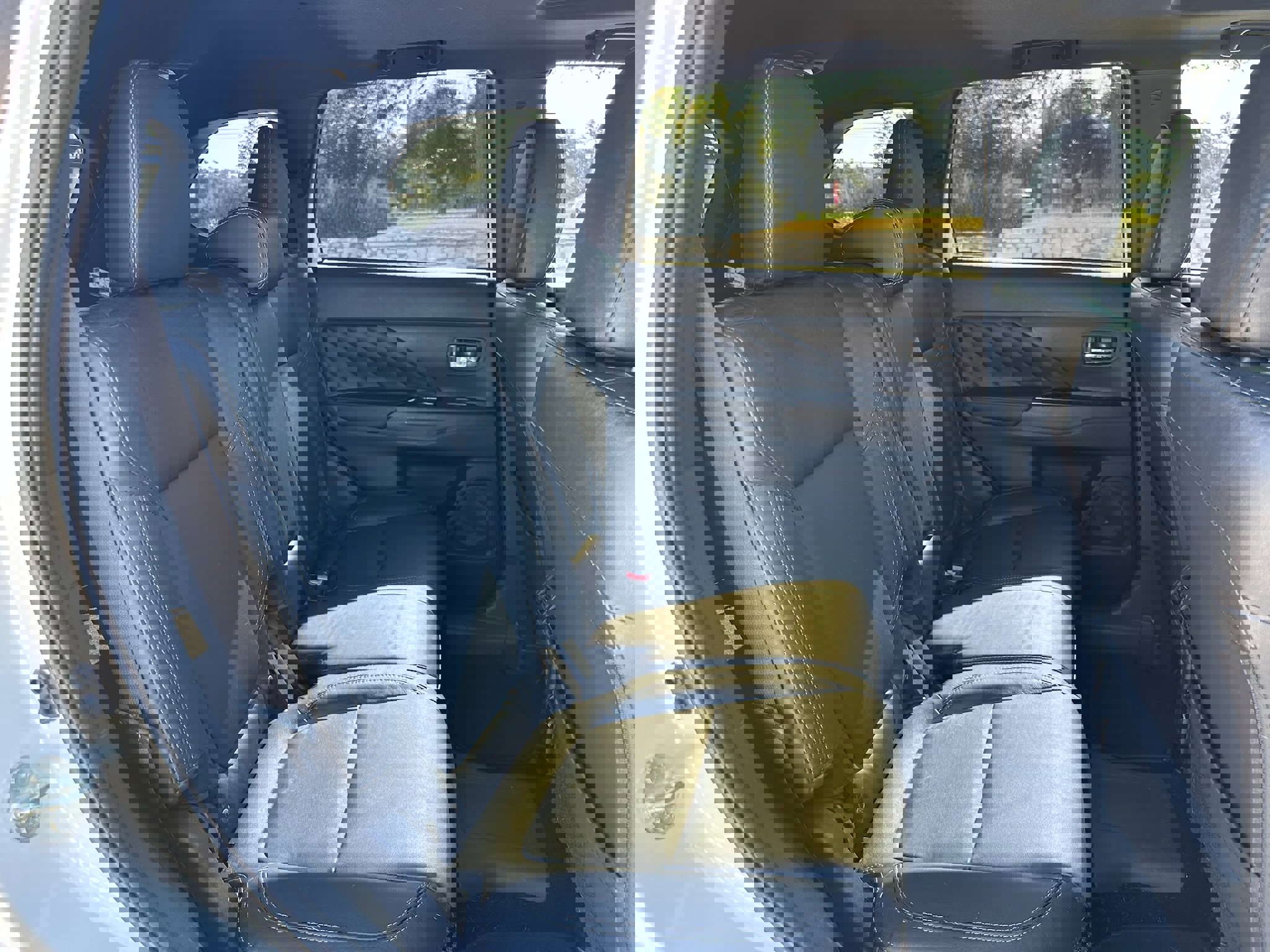 Used 2020 Mitsubishi Outlander GT image 12