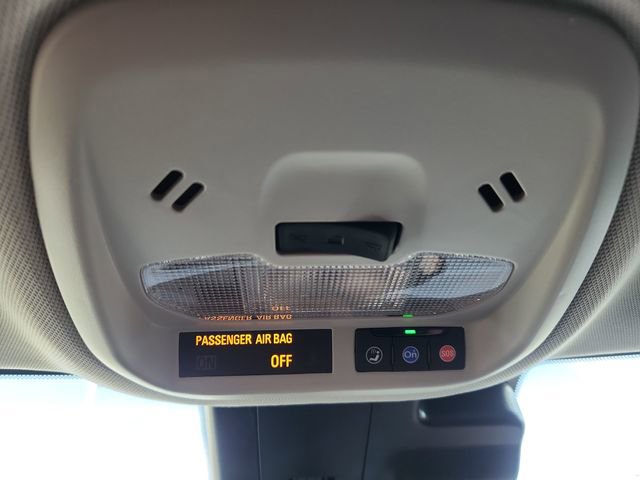 Used 2025 Chevrolet Trax LT w/ LT Convenience Package image 44