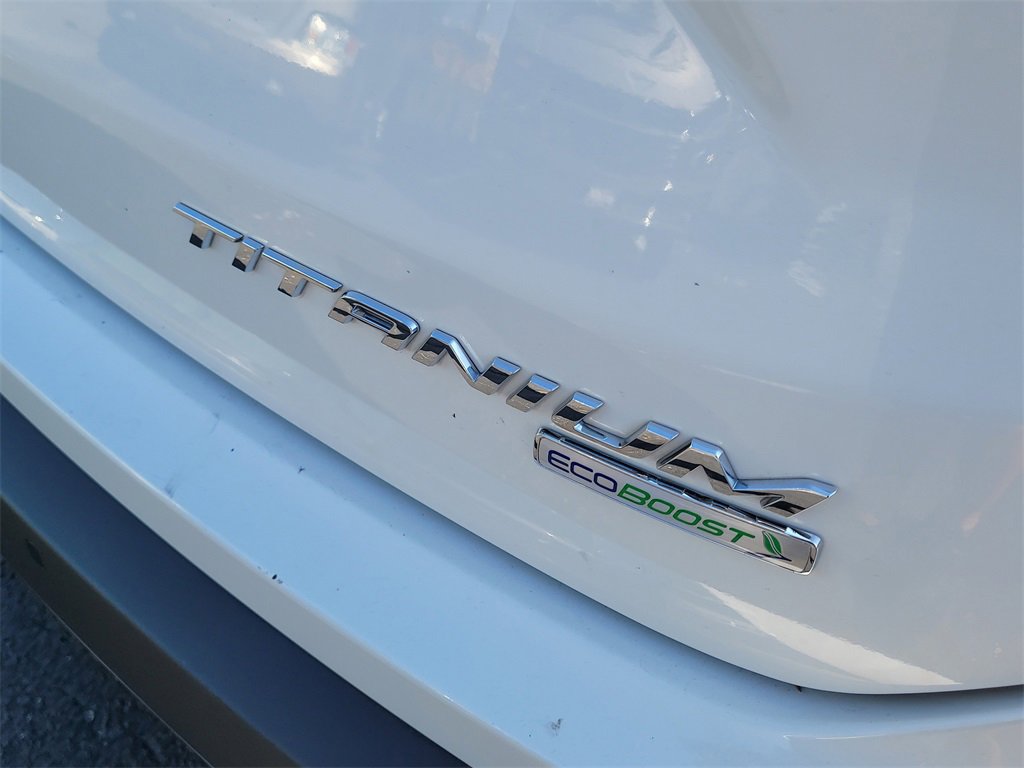 Certified 2020 Ford Edge Titanium image 6