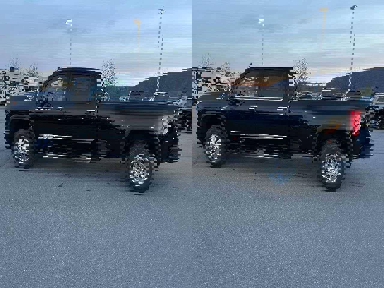 New 2026 Chevrolet Silverado 3500 High Country w/ Technology Package image 4