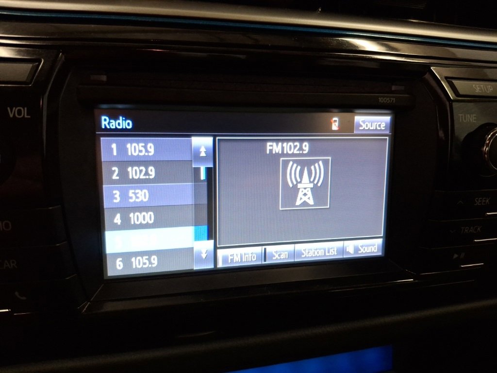 Used 2016 Toyota Corolla S image 22