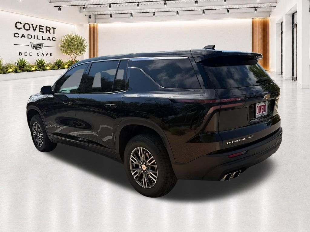 Used 2024 Chevrolet Traverse LS AWD/4WD image 9