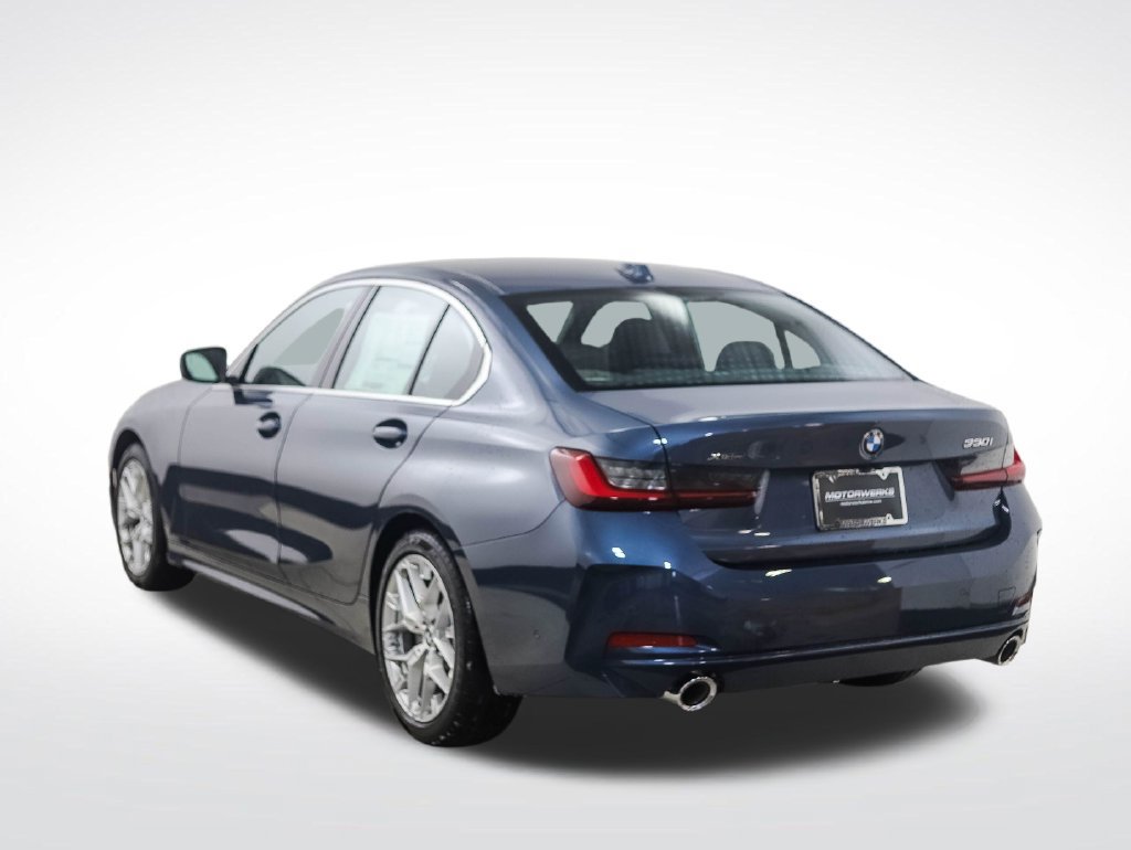 Used 2026 BMW 330i xDrive Sedan w/ Premium Package AWD/4WD image 3